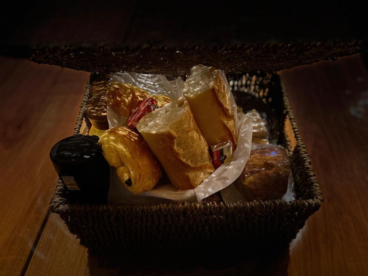 Bed and Breakfast Au Fil De L'O Bisseuil Экстерьер фото