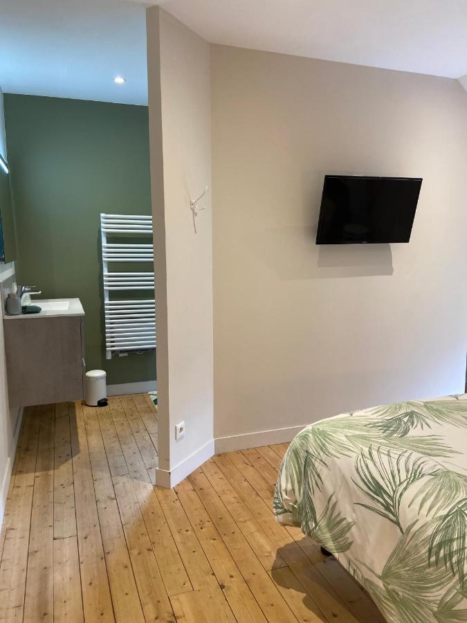 Bed and Breakfast Au Fil De L'O Bisseuil Экстерьер фото