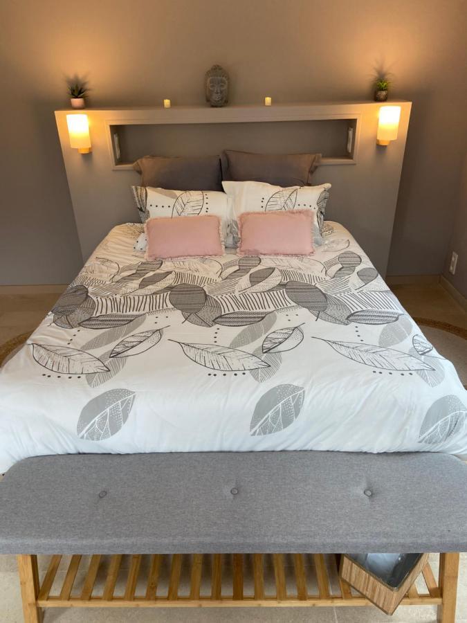 Bed and Breakfast Au Fil De L'O Bisseuil Экстерьер фото