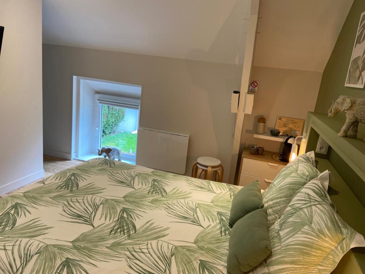 Bed and Breakfast Au Fil De L'O Bisseuil Экстерьер фото