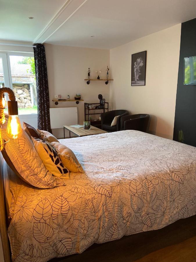 Bed and Breakfast Au Fil De L'O Bisseuil Экстерьер фото